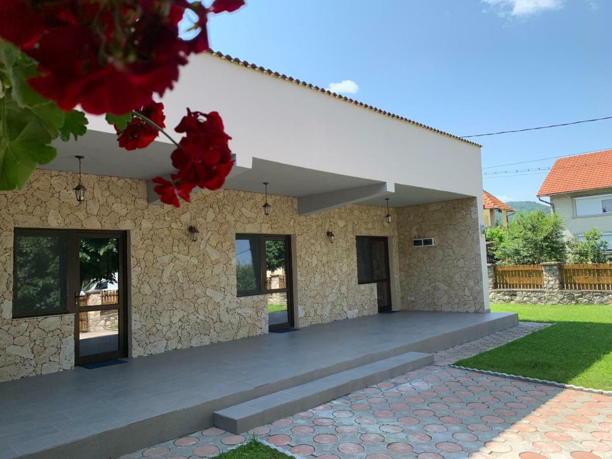 Ferienwohnung Casa Roka Ieşelniţa Exterior foto